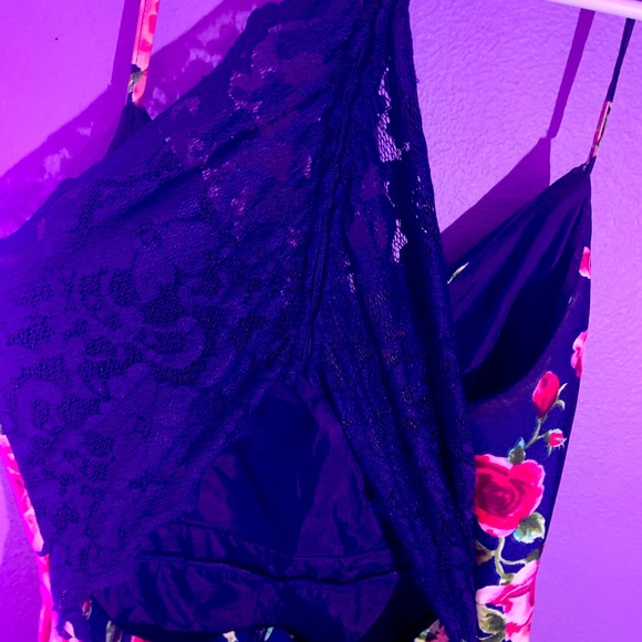 Item: Navy blue formal dress with pink flowers and a lace back - Picture 3 of 6